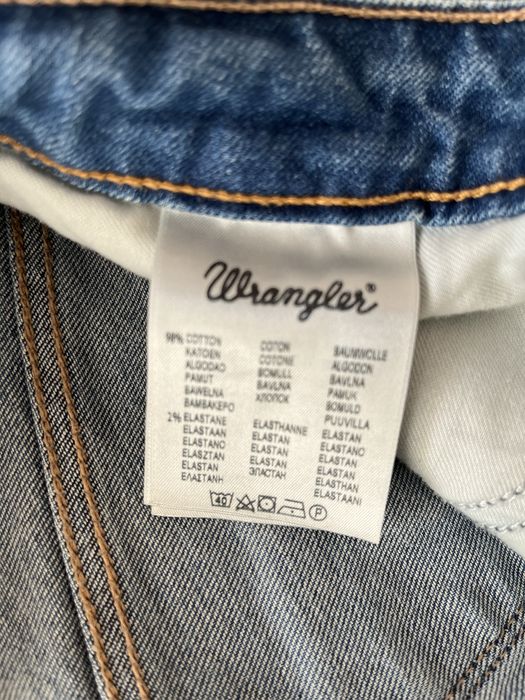 Blugi Wrangler marimea 28