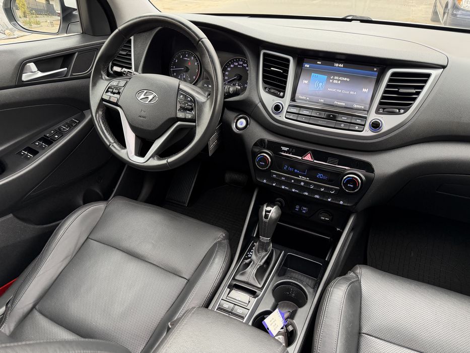 Hyundai Tucson 2.0 Premium  Automat Ventilatie Panoramic