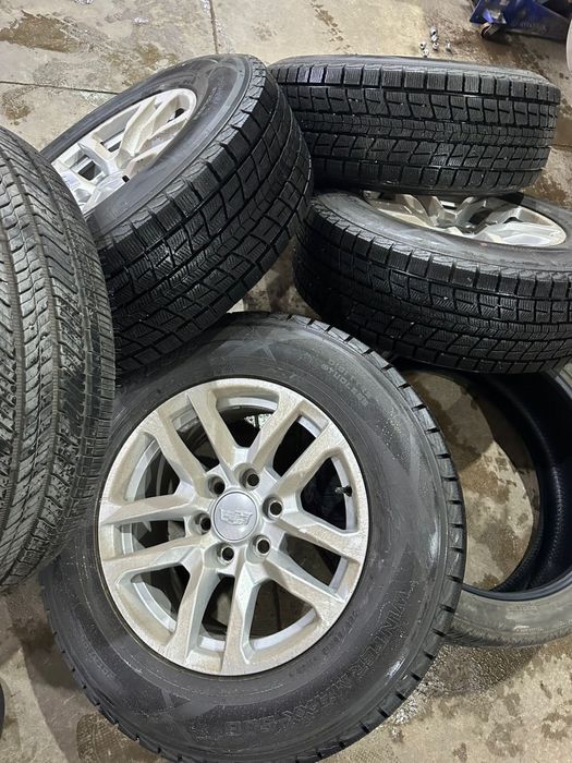 Срочно Зимние Шины от Tahoe