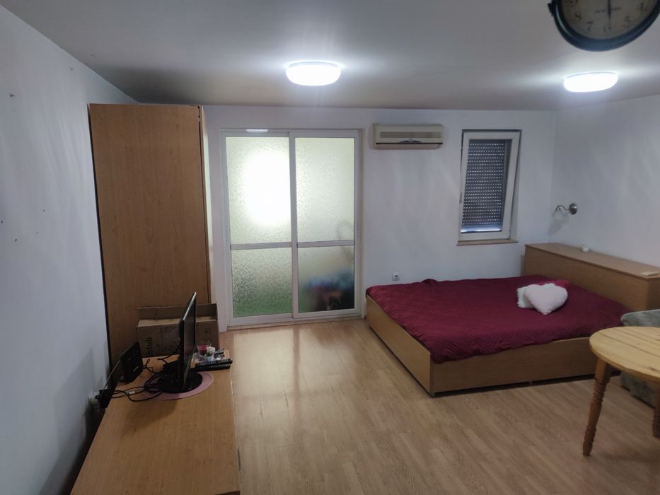 Дава се под наем Едностаен апартамент в Пловдив, Кючук Париж - 45 кв.м за 306 € - Снимка #1