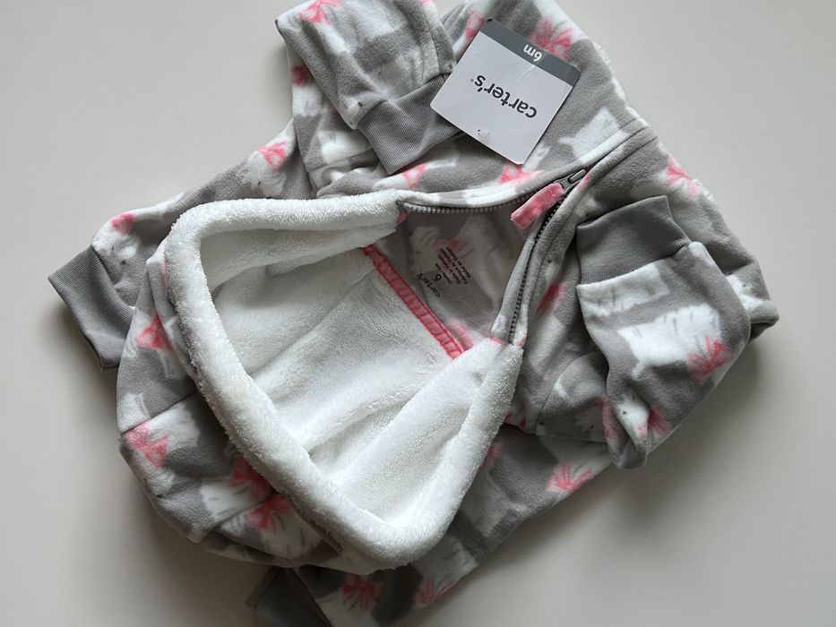 Два нови ромпърa Carters 6 & 12месеца