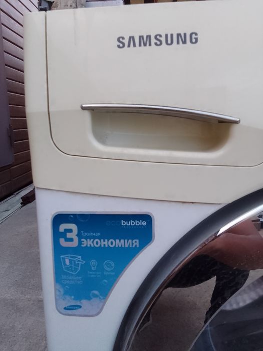 Продам стиральную машинку