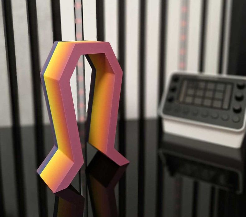 Stand pentru căști/ suport căști birou – design modern