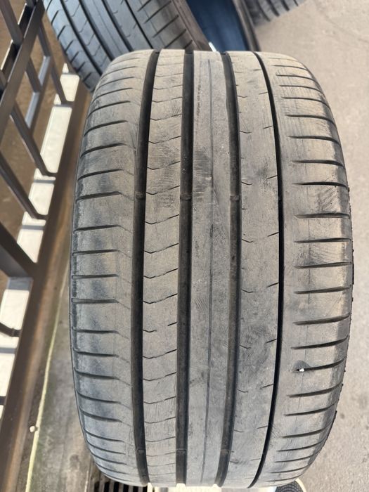 Гуми 21" P Zero runflat