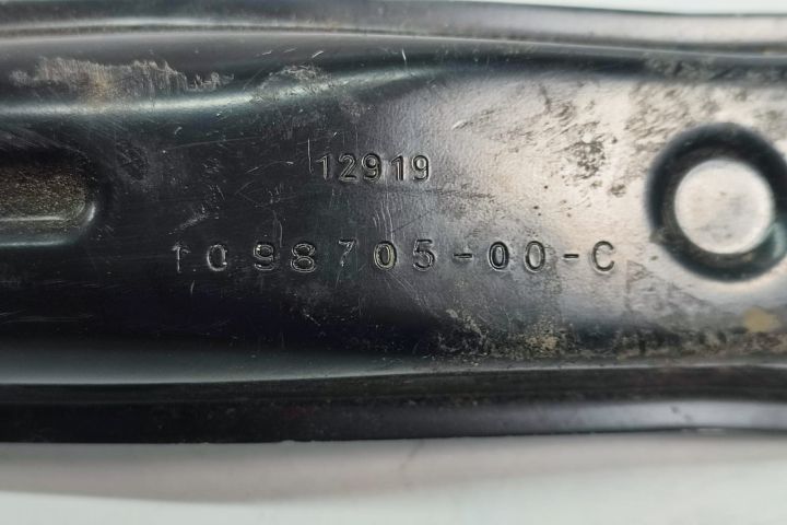 Suport 1098705-00-c Tesla Model 3 1  [din 2017 pana  2020] seria