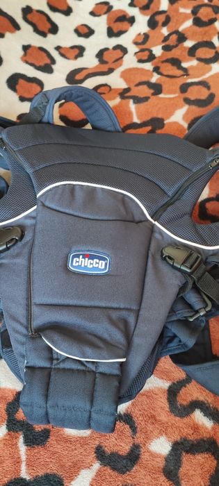 Продам кенгуру chicco