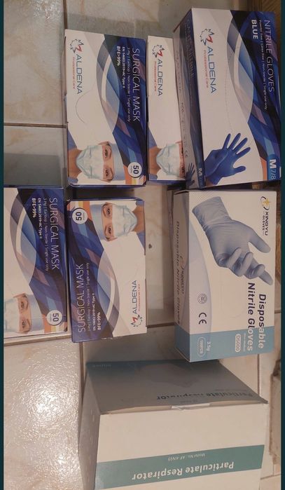 Маски и ръкавици, марли, памуци