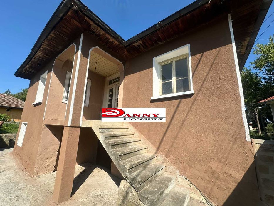 Къща за продажба в с. Добри дял - обл. В. Търново