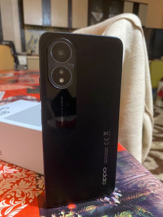 Vând oppo A 18  de 128GB