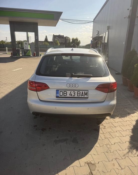 AUDI A4 2011 — imagine 2