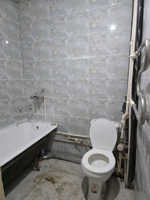 Чирчик Октябрь 2х сотилади 31.000$ Бош толов ва паспорт билан Ипотека