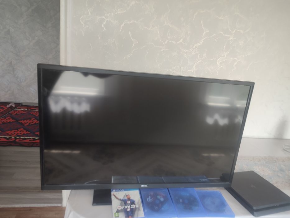 Продам sony playstation 4 slim