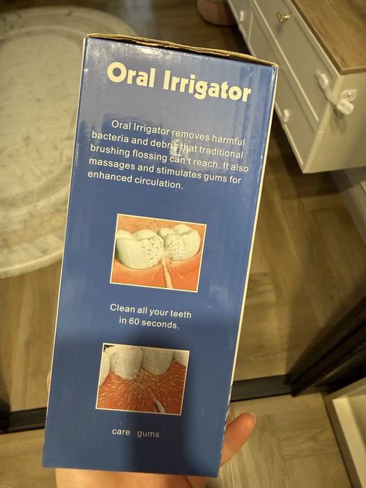 Продаю ирригатор,очень удобный с разными насадками