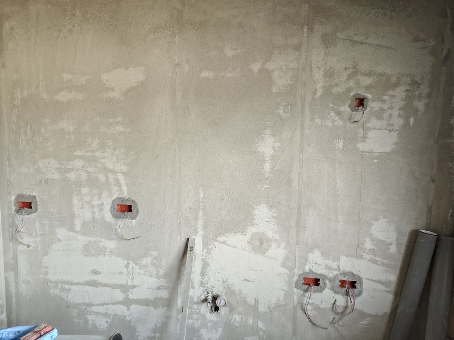 Electrician  rigips particular