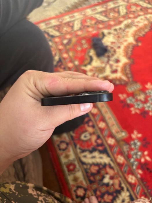 Айфон 13 с одним дефектом!!