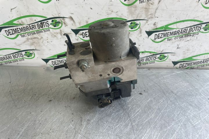 Pompa ABS 8E0 614 111 B Volkswagen VW Passat B5.5 (facelift)