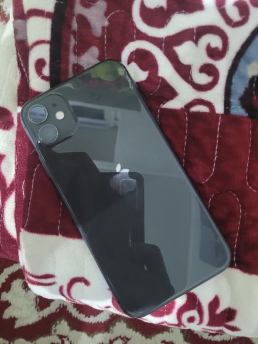 iPhone 11 128gbb