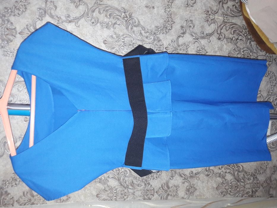 Продам платья