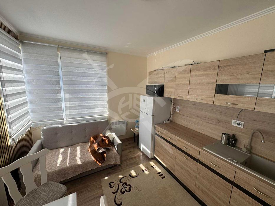 Продава се Двустаен апартамент в Бургас, Сарафово - 50 кв.м за 1173 €/кв.м - Снимка #2