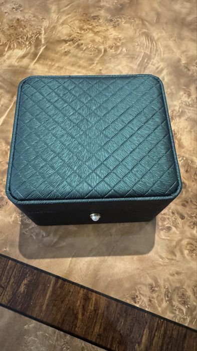 Продам часы Al Farj Al Hadeeth AL219SB