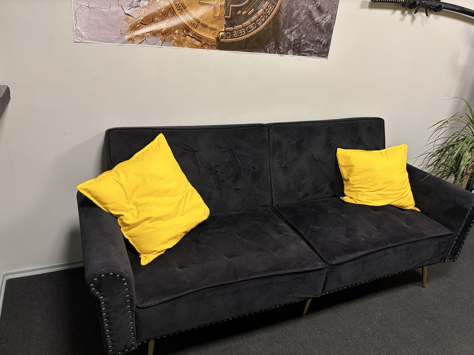 Разтегаем диван с възгвавнички