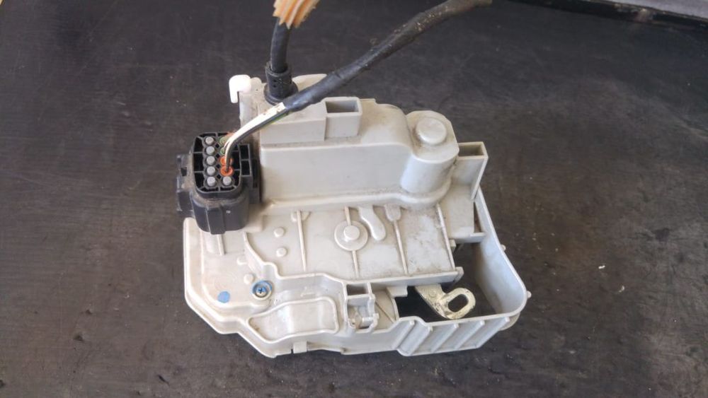 broasca usa dreapta spate fiat bravo 2