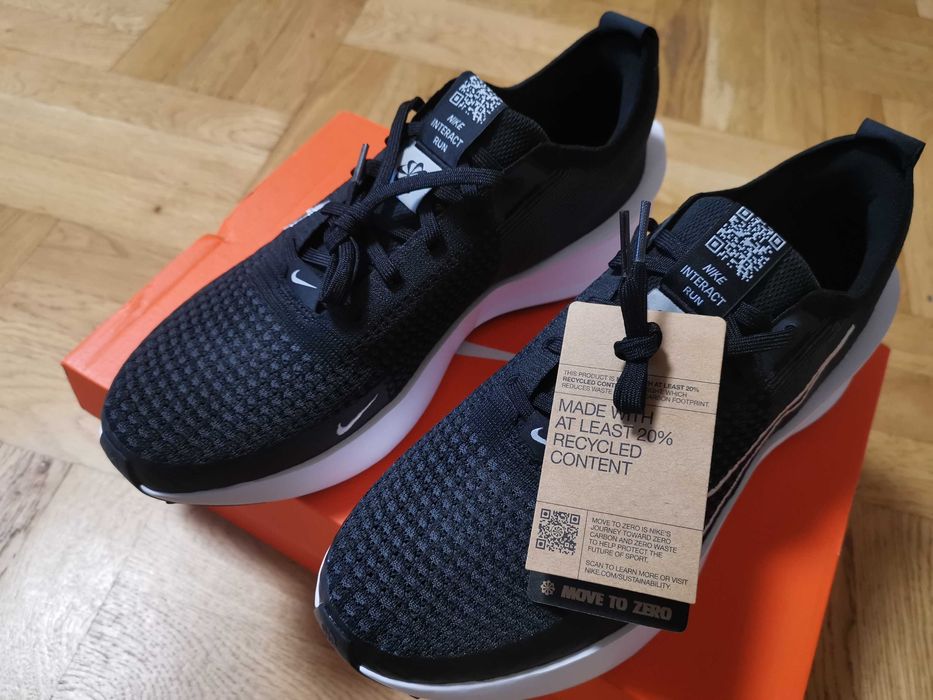 Nike Interact Run маратонки номер 45