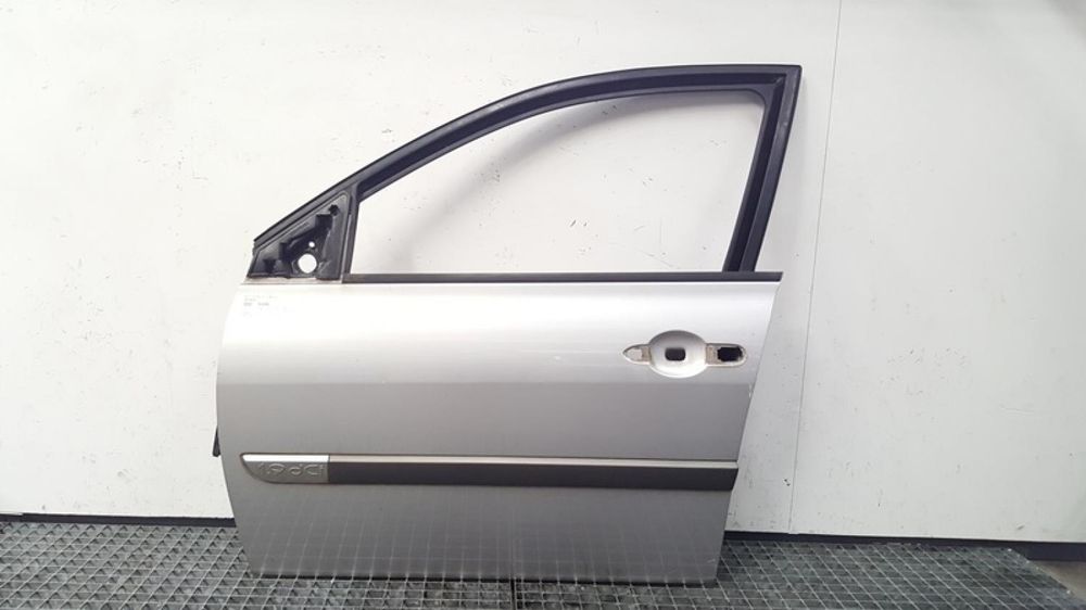 Usa stanga fata, Renault Megane 2 sedan din dezmembrari Piesa originala