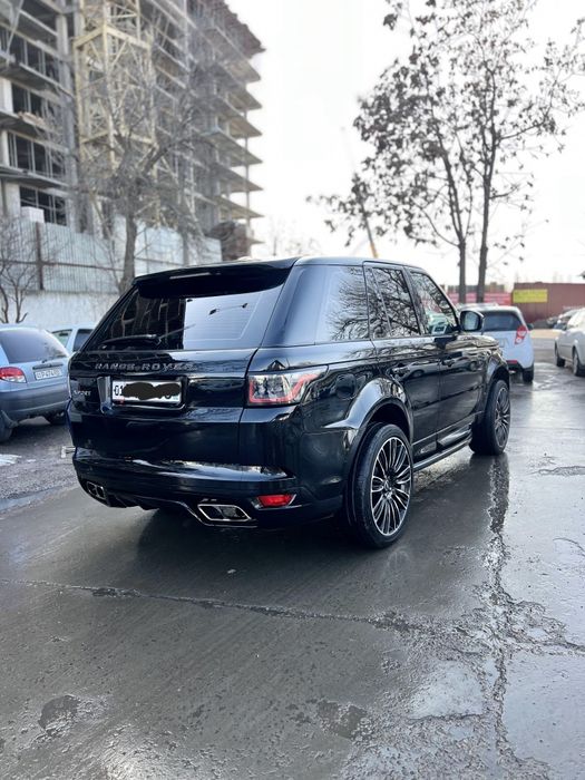 Range rover sport 2012 sotiladi