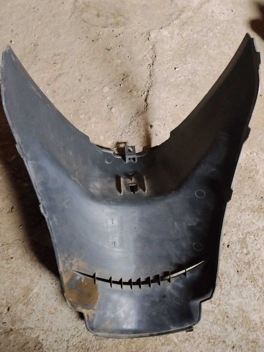 Пластмаси и филтърна кутия за китайски скутер 50 сс