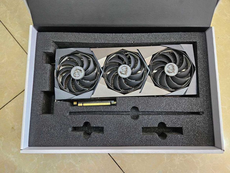 Видеокарта MSI RTX 3070 Suprim 8G