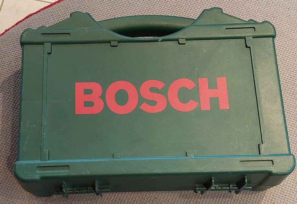 Винтоверт акумулаторен "BOSCH PSR 960"; 9.6 V / Ni-CD батерия/зарядно;