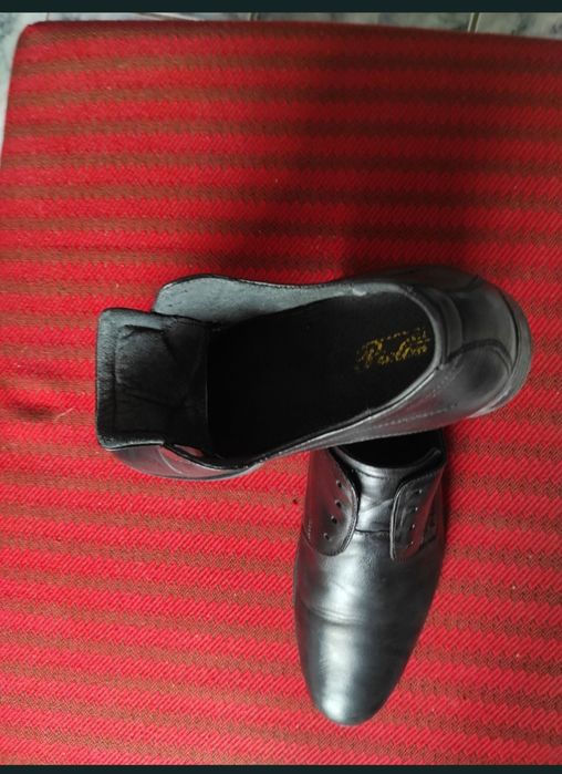 Pantofi din piele naturala 100%