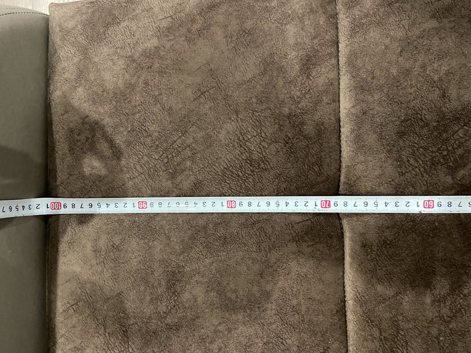 Продам практический новый диван.