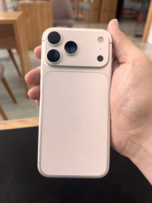 iPhone 17 Pro Max