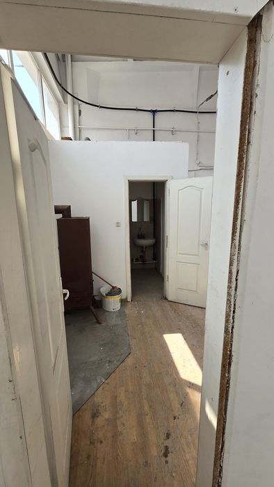 Hala de inchiriat  zona Bujac str Independentei 7/9