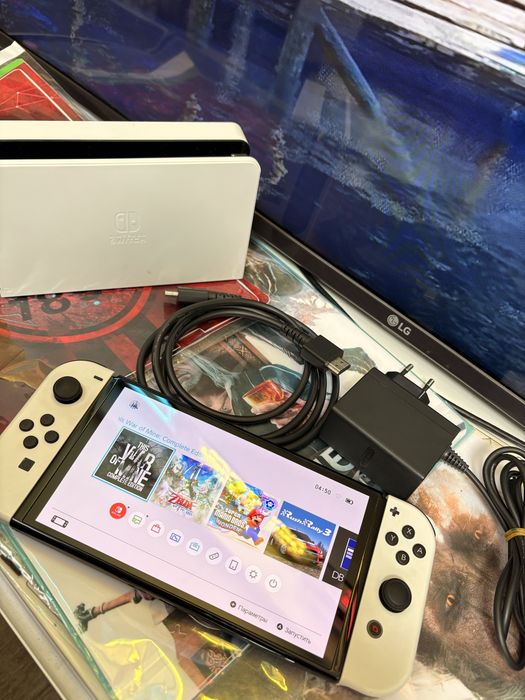 Прошитая Nintendo Switch Oled в белом цвете, UlTRA, 128Gb