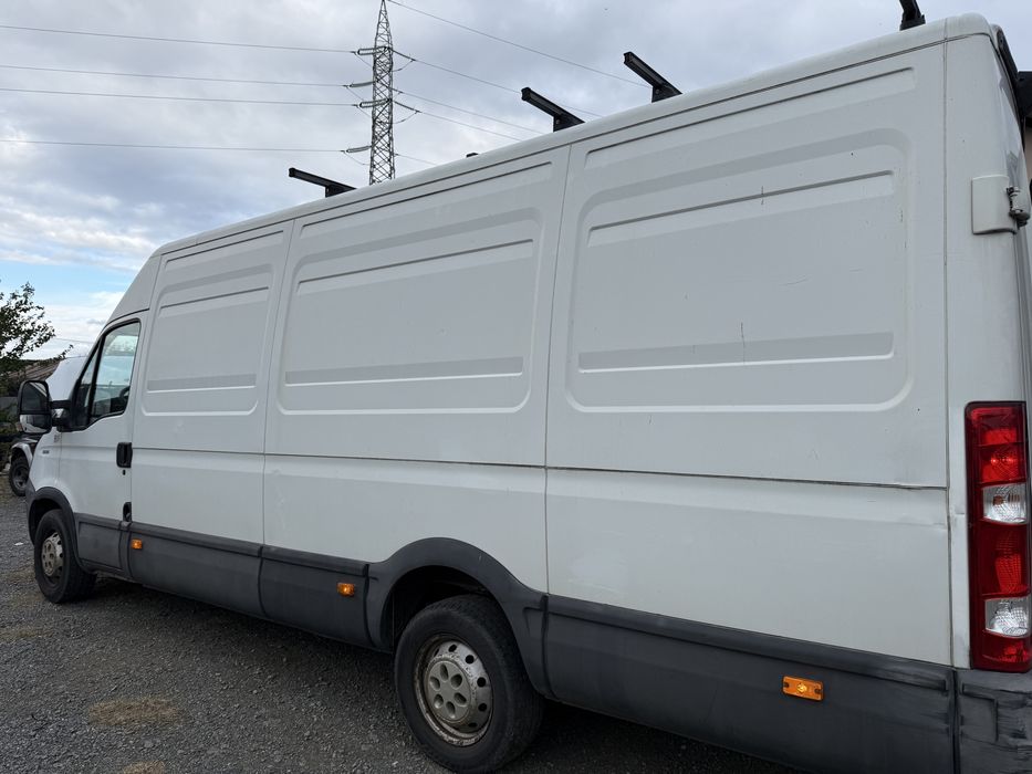 IVECO DAILY 2.3 Diesel – 2010