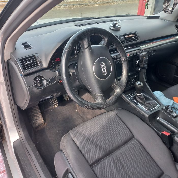 Vand Audi A4 B6 Pret 1150 euro