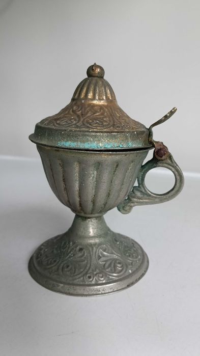 Старинно бронзово кадило, тамянник .