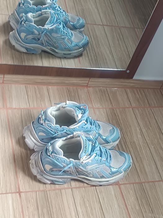 Balenciaga runner