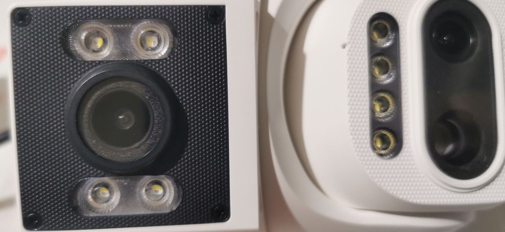 Камера за видеонаблюдение двойна PTZ WIFI камера 5+5MP