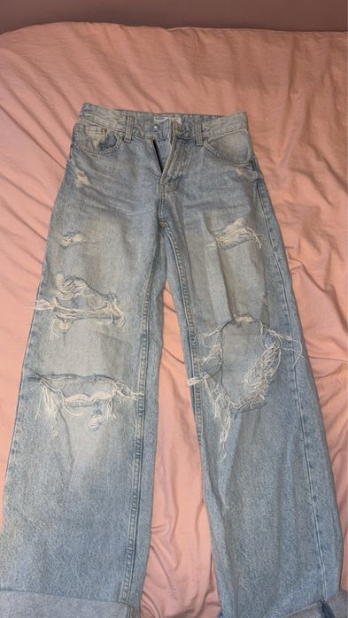 Дънки на бершка