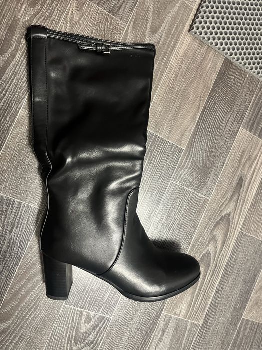 Продам одежду и обувь