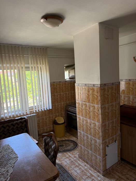 Proprietar Apartament 3 camere Rovine