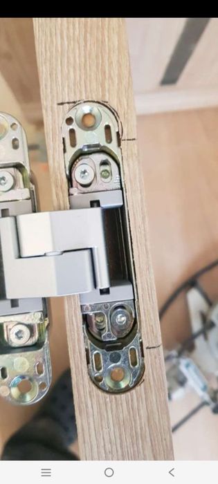 Установка дверей любой сложности и смарт замков