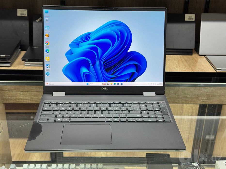 Mobile Workstation DELL Precision 7670 i7-12850HX RTX A1000 4Gb 32\512