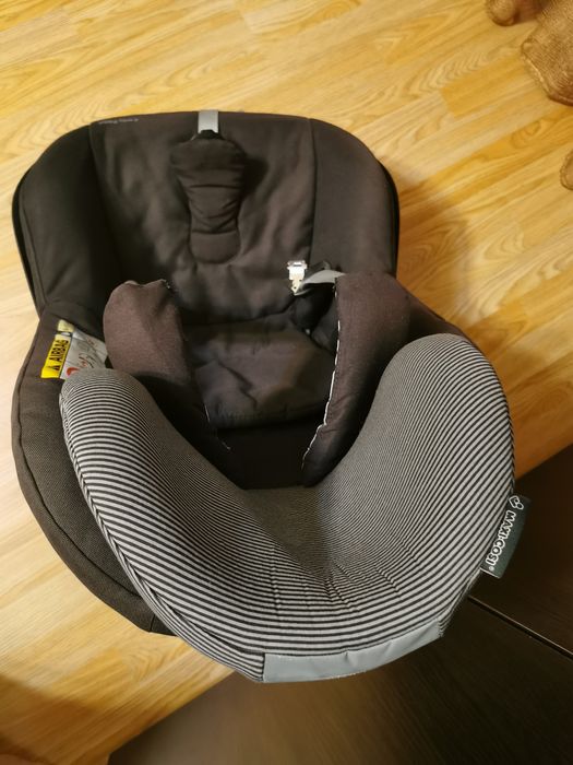 Scaun auto Maxi Cosi 2 way Pearl și bază isofix