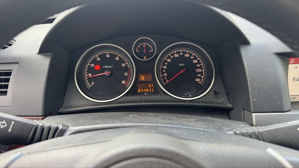 Opel Astra H 1,6 benzina Automat