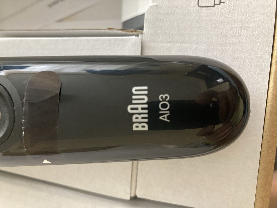 Машинка  за брада и подстригване BRAUN